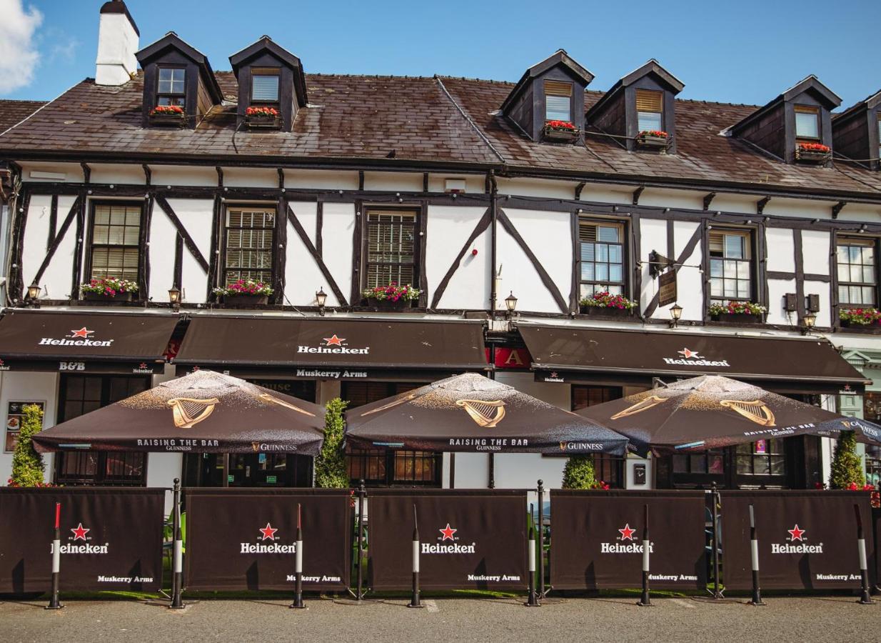 Muskerry Arms Bar And B&B Blarney Exterior foto